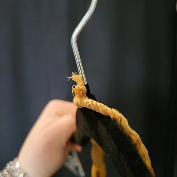 Vintage handmade Krobo glass trade beads, Using recycled-glass techniques - Picture 9 of 16